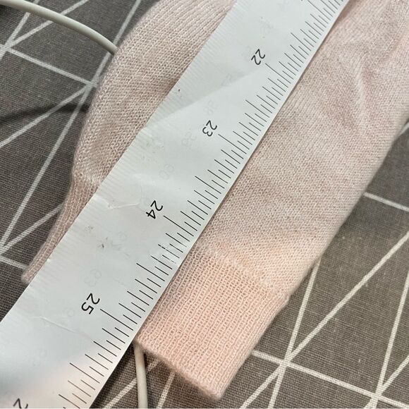 Lord+Taylor Beige Pastel Pink Cashmere 2-ply Sweater L - Picture 8 of 9
